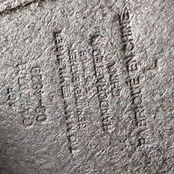 Tommy Hilfiger Women's Black/Gray Leather Belt With Herringbone Pattern,Size L. - Picture 7 of 8